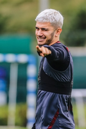 Berat Özdemir merak edilenleri yanıtladı 14