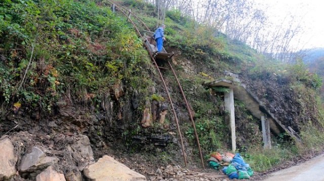Trabzon'da zorlu araziye raylı sistemli çözüm 15