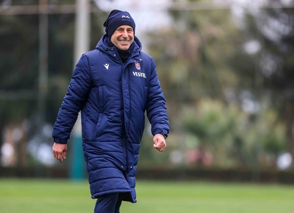 Trabzonspor'da neşeli antrenman! Un ve yumurtaya buladılar 20