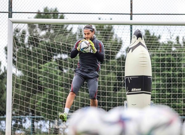 Trabzonspor'da neşeli antrenman! Un ve yumurtaya buladılar 27