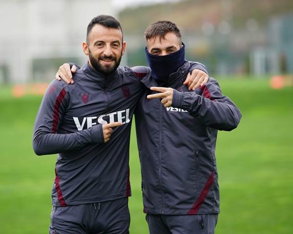 Trabzonspor'da neşeli antrenman! Un ve yumurtaya buladılar 12