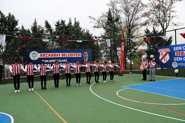 Başkent’te ayak tenisi turnuvası sona erdi. 6
