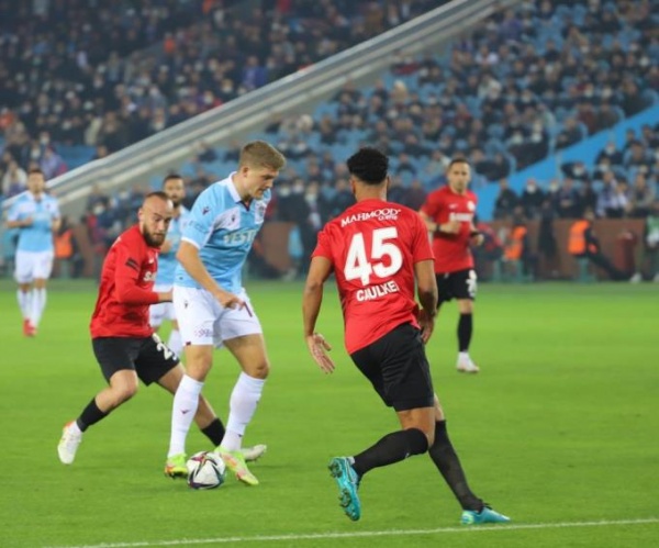 "Trabzonspor'da o artık assolist" 4