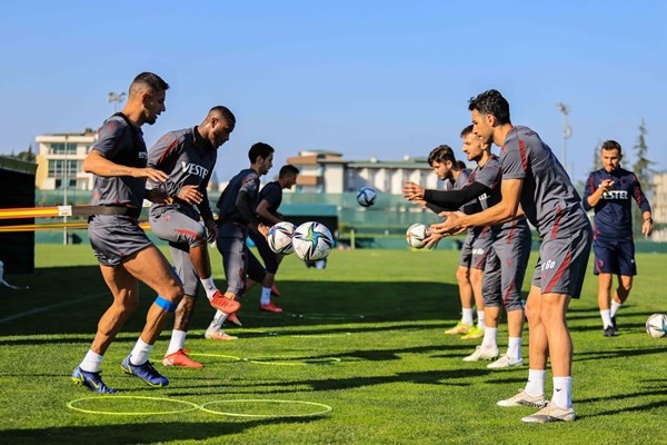 Trabzonspor, Fatih Karagümrük maçı hazırlıklarına başladı 2