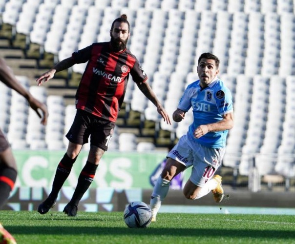 "Trabzonspor sol şeritte tam gaz ilerliyor" 6