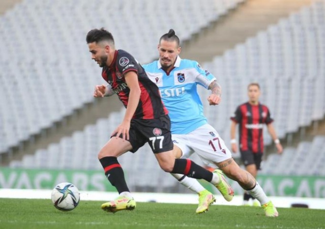 "Trabzonspor sol şeritte tam gaz ilerliyor" 10