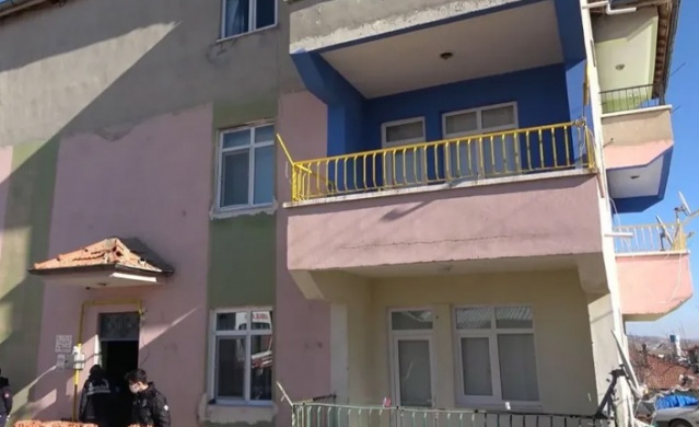 İntihar etmeye kalktı, yanlışlıkla kızını öldürdü! 9