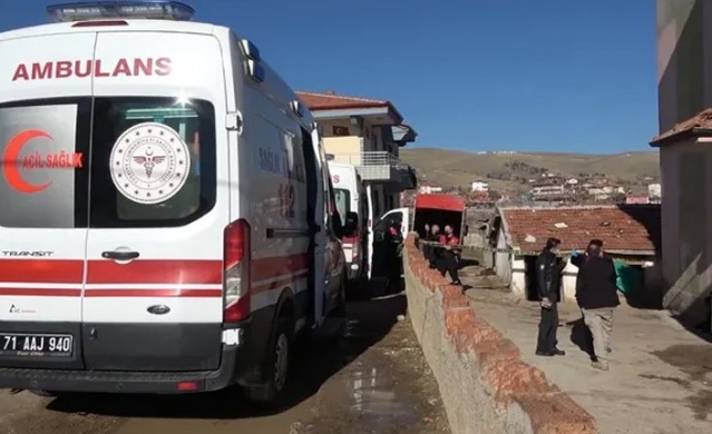 İntihar etmeye kalktı, yanlışlıkla kızını öldürdü! 5