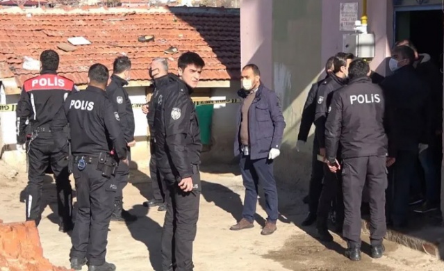 İntihar etmeye kalktı, yanlışlıkla kızını öldürdü! 3