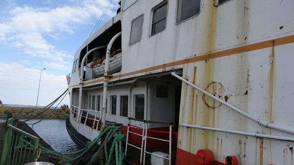 Trabzon'da boğazın emektarı meclis kararıyla satışa çıkarılıyor 7