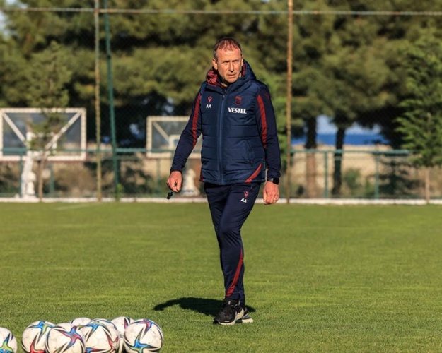 Trabzonspor'da Kouassi idmana çıktı 5