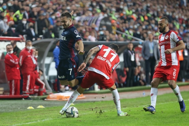 "Trabzonspor için maç kadar büyük kayıp..." 12