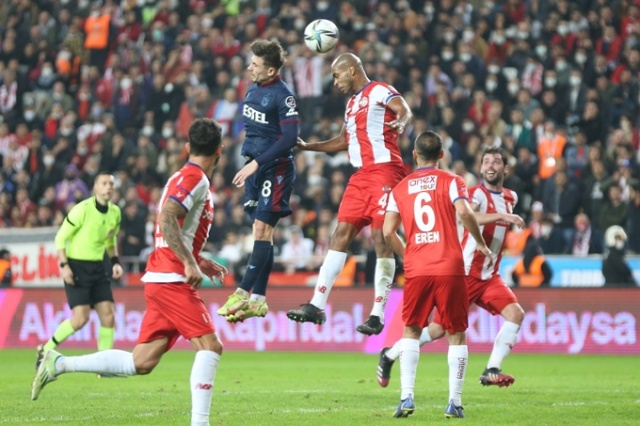 "Trabzonspor için maç kadar büyük kayıp..." 13