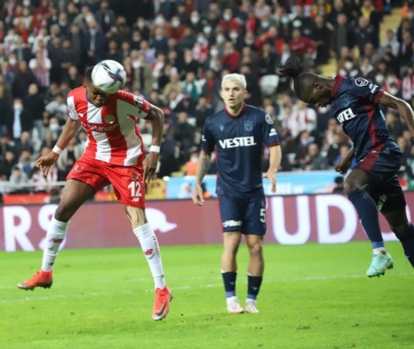 "Trabzonspor için maç kadar büyük kayıp..." 14