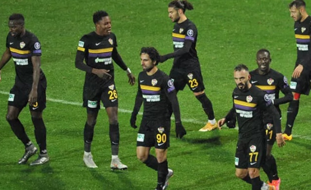 Umut Bulut 1. Lig'de fırtına estiriyor 3