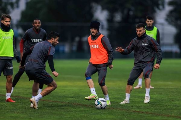 Lider Trabzonspor Altay'a hazırlanıyor 30