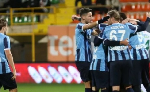 Süper Lig'de şampiyonu ve küme düşecek takımları açıkladılar! 11