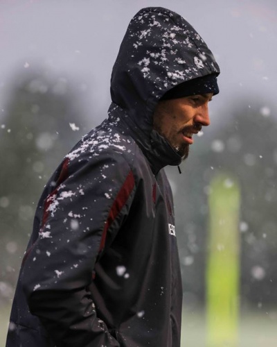 Trabzonspor kar altında çalıştı 2