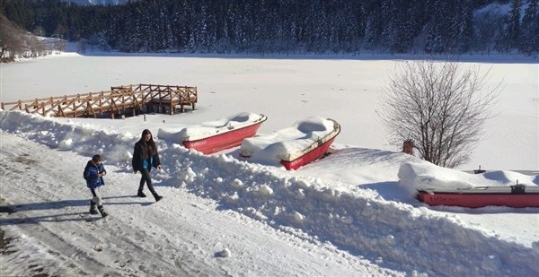 Karagöl'ün büyüleyici kış manzarası. Foto Galeri 4