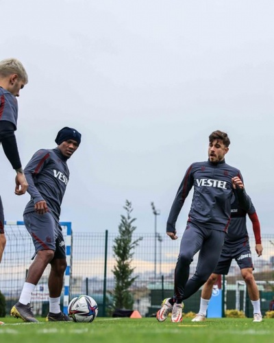 Trabzonspor Sivasspor'a hazırlanıyor.12 Ocak 2022 - Foto Galeri 14