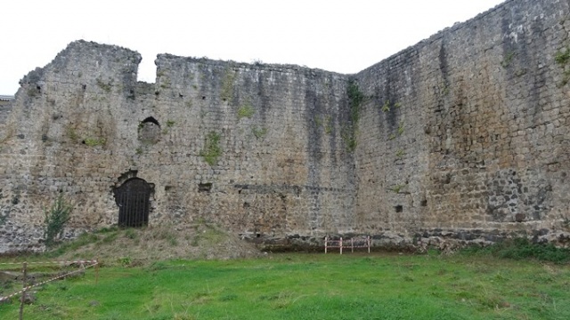 Trabzon'da tarihi kalede kafatası olmayan iskelet bulundu.15-01-2022 Foto Galeri 15