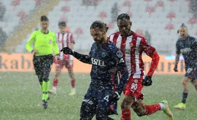 Spor yazarları Sivasspor Trabzonspor maçını yorumladı. 16-01-2022 - Foto Galeri 5