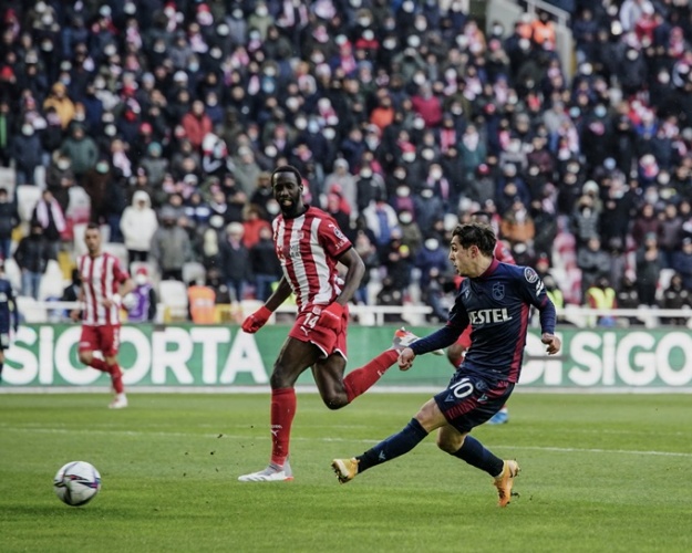 Spor yazarları Sivasspor Trabzonspor maçını yorumladı. 16-01-2022 - Foto Galeri 18