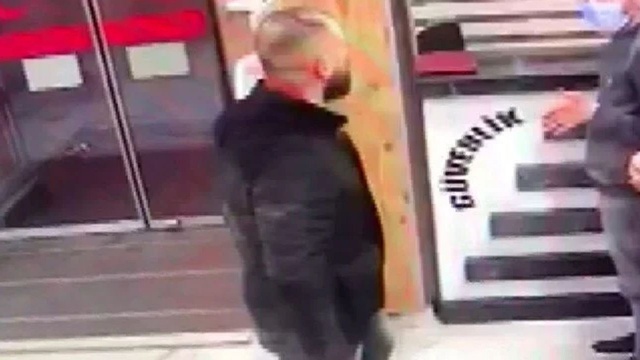 Acil serviste bıçaklı saldırgan dehşeti. Foto Galeri 6