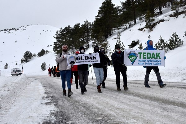 Çığ şehitleri 13. yılında Zigana Dağında anıldı. Foto Galeri 3