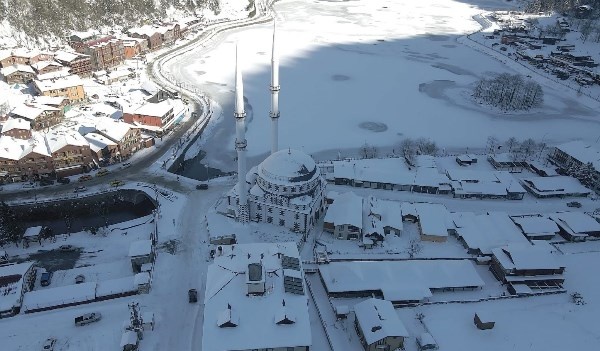 Uzungöl buz tuttu. 23 Ocak 2000-Foto Galeri 7