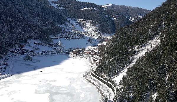 Uzungöl buz tuttu. 23 Ocak 2000-Foto Galeri 12