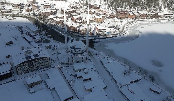 Uzungöl buz tuttu. 23 Ocak 2000-Foto Galeri 13