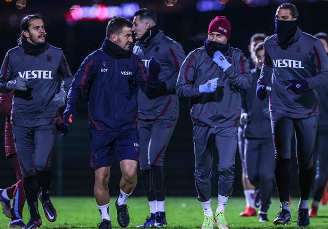 Trabzonspor'da hazırlıklar başladı! Yeni transferler idmanda. Foto Galeri 7