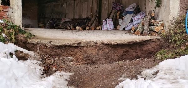 Bu mahalle kayıyor! Foto Galeri 10