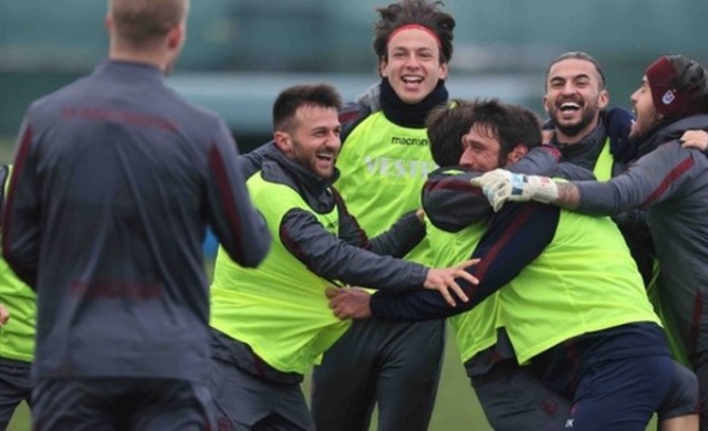 İngilizler'den dikkat çeken Trabzonspor yorumu. Foto Galeri. 6