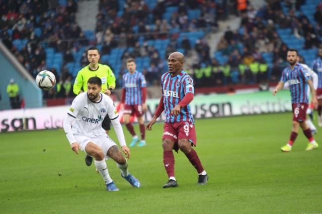 "Trabzonspor'da Nwakaeme probleme dönüşebilir" Foto Galeri. 7