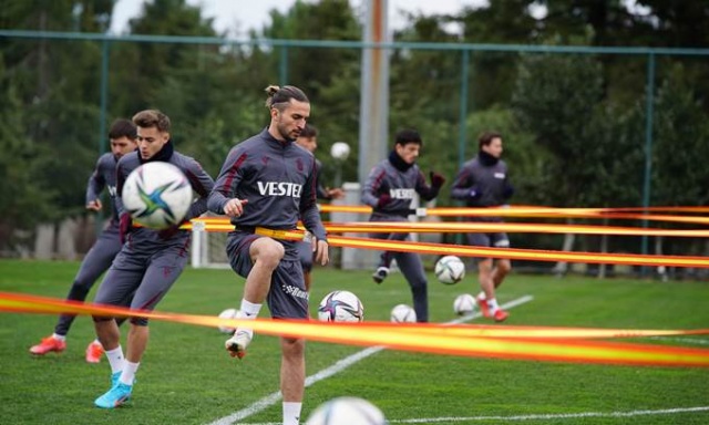 Trabzonspor Denizli maçının hazırlıklarına başladı. Foto Galeri. 3
