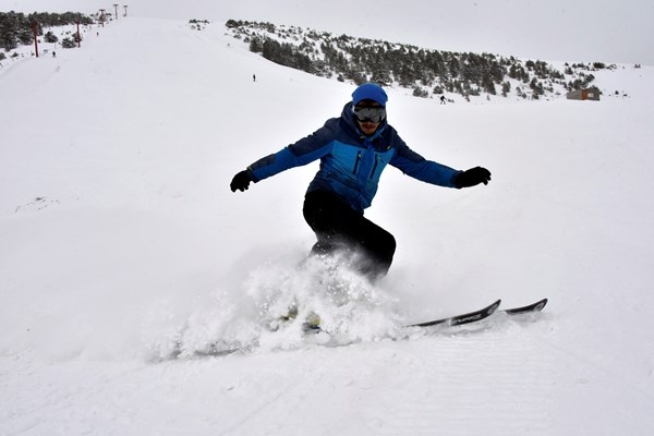 Zigana dağı karne tatilinde doldu taştı. Foto Galeri. 5