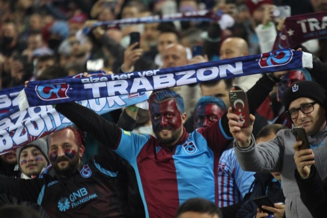 Trabzonspor Konyaspor maçından kareler. 13 Ocak 2022 - Foto Galeri. 68