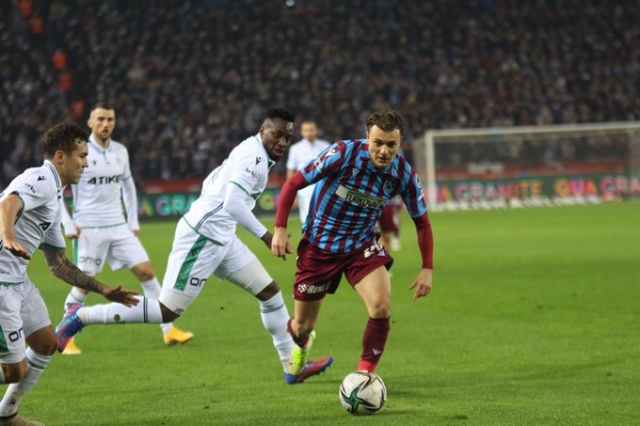 Trabzonspor Konyaspor maçından kareler. 13 Ocak 2022 - Foto Galeri. 21