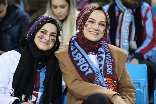 Trabzonspor Konyaspor maçından kareler. 13 Ocak 2022 - Foto Galeri. 17