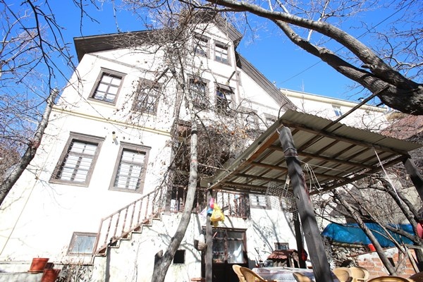 Gümüşhane'de 100 yıllık konağın yarım asırlık sakinleri. Foto Galeri 3