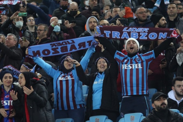 Trabzonspor 3-2 Kayserispor / Maçtan Kareler. Foto Galeri 13
