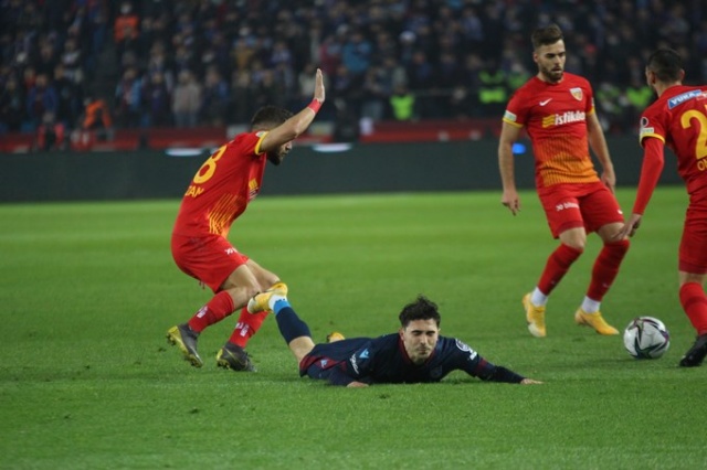 Trabzonspor 3-2 Kayserispor / Maçtan Kareler. Foto Galeri 33