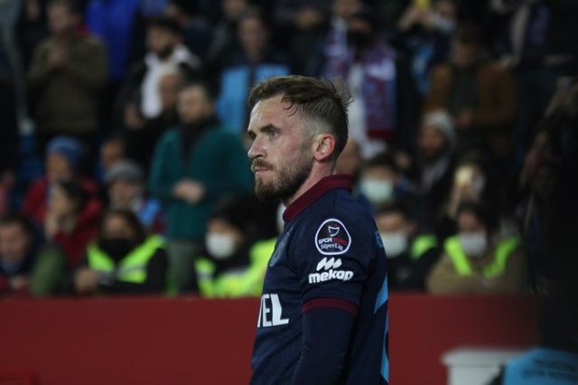 "Trabzonspor'dan Avrupa'ya sezon sonunda gidebilecek iki isim..." Foto Haber 14