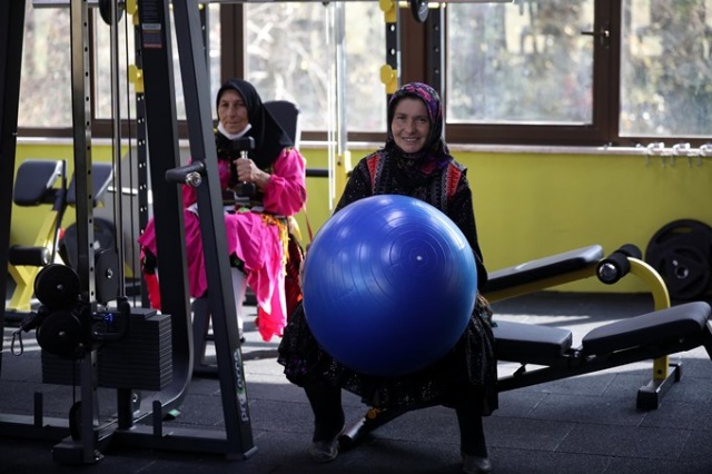 Trabzon'da Ağasar kıyafetleriyle fitness. Foto Galeri 9