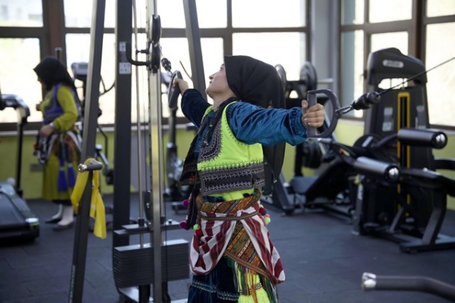 Trabzon'da Ağasar kıyafetleriyle fitness. Foto Galeri 14