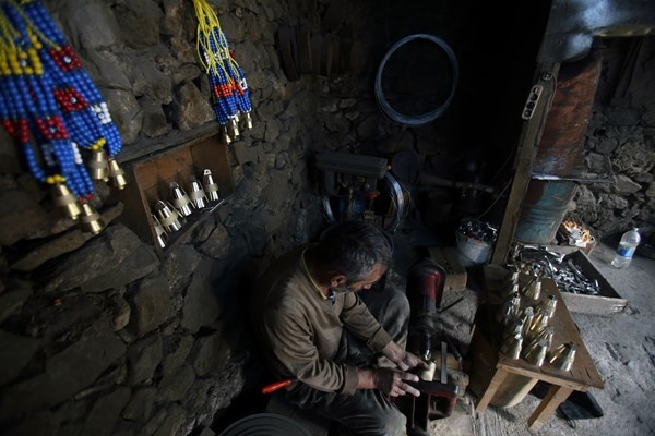 Gümüşhane'de hurda musluklar 'zil' oluyor. Foto Haber 14