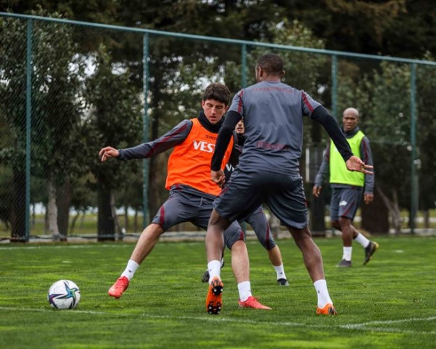 Trabzonspor Fenerbahçe maçı hazırlıklarına başladı. Foto Haber 17