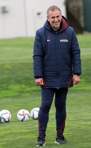 Trabzonspor Fenerbahçe maçı hazırlıklarına başladı. Foto Haber 15